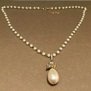 Kenneth Jay Lane Pearl Necklace
